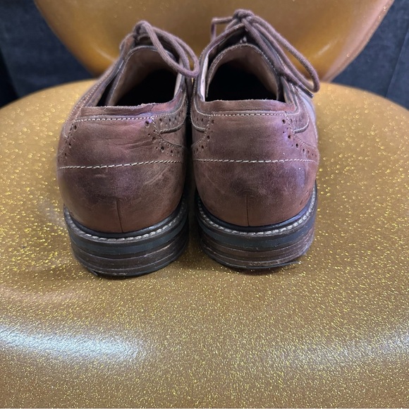 Men’s Clark’s Oxfords - Picture 4 of 6